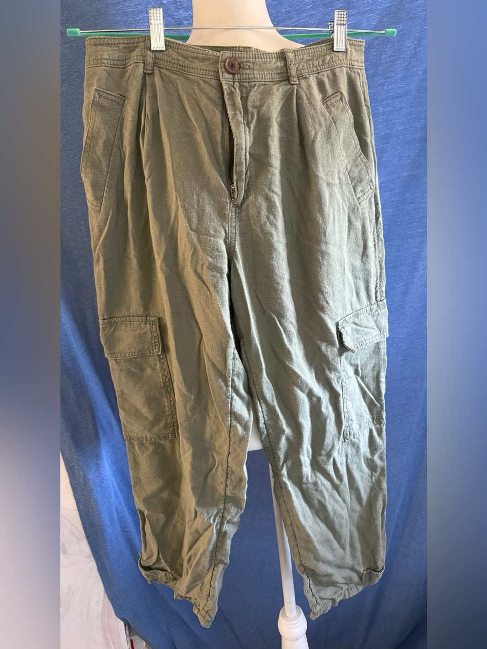 Women’s Olive Linen Cargo Pants - Casual Utility Style